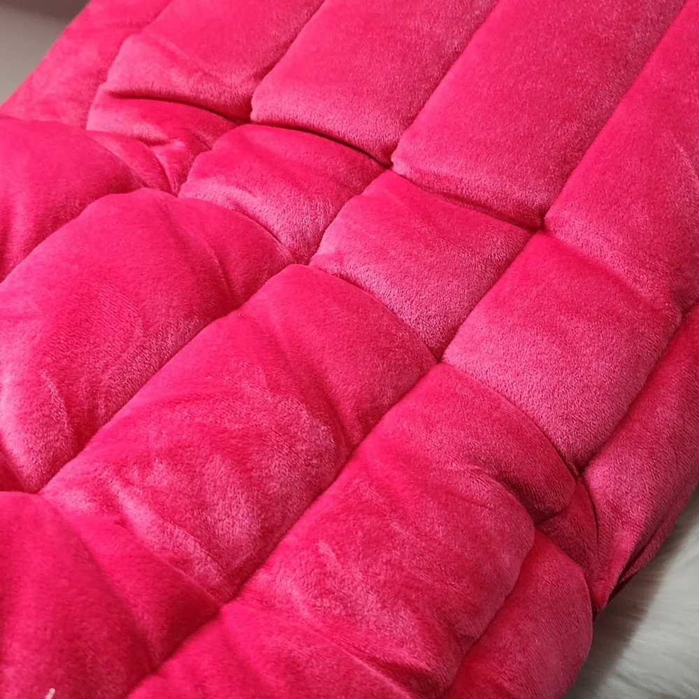 Juicy Coulture Hot Pink 3 Piece King Size Velour Quilt Set The Rose Collection